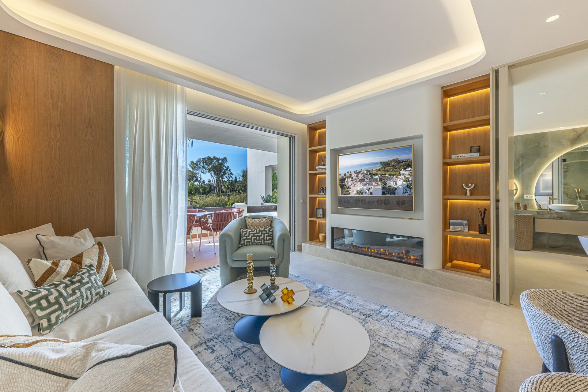 Apartment in Estepona, Bahía del Velerín, Estepona, 1/12