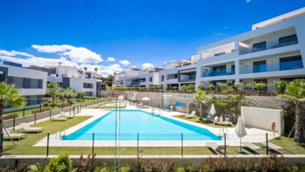 Ground Floor Apartment in Estepona, Estepona, 2/10