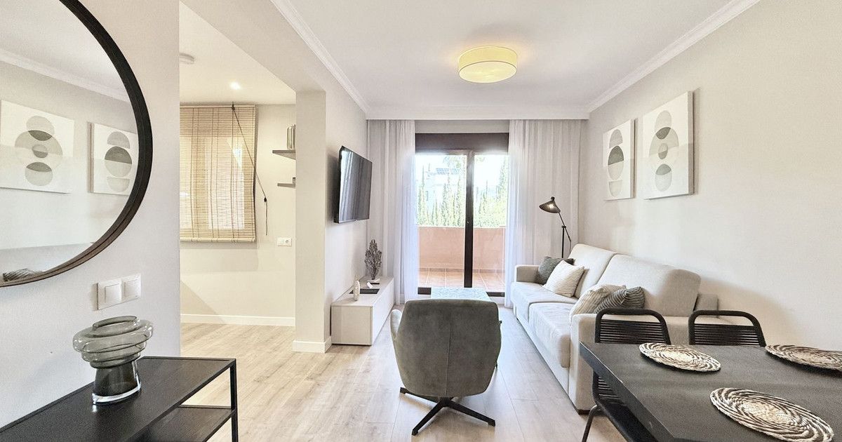 Ground Floor Apartment in Benahavís, Benahavís, 4/12