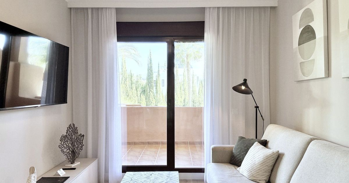Ground Floor Apartment in Benahavís, Benahavís, 6/12