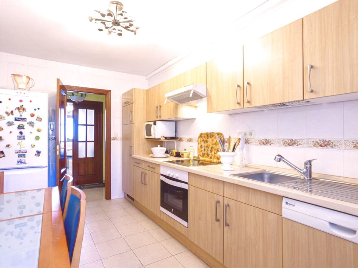 Appartement op de middelste verdieping in Fuengirola, Fuengirola, 7/12