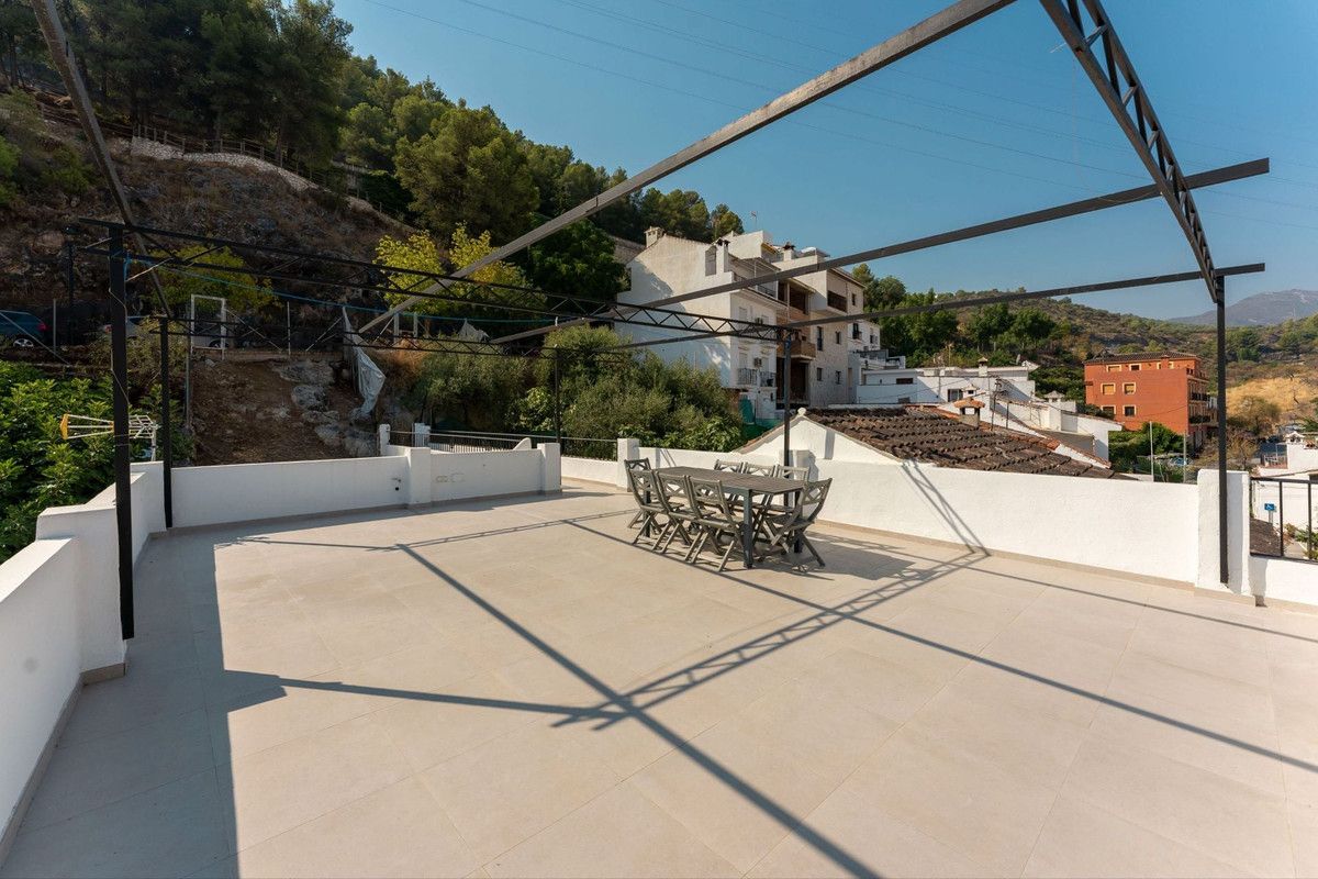 Townhouse in Monda, Monda, 1/12