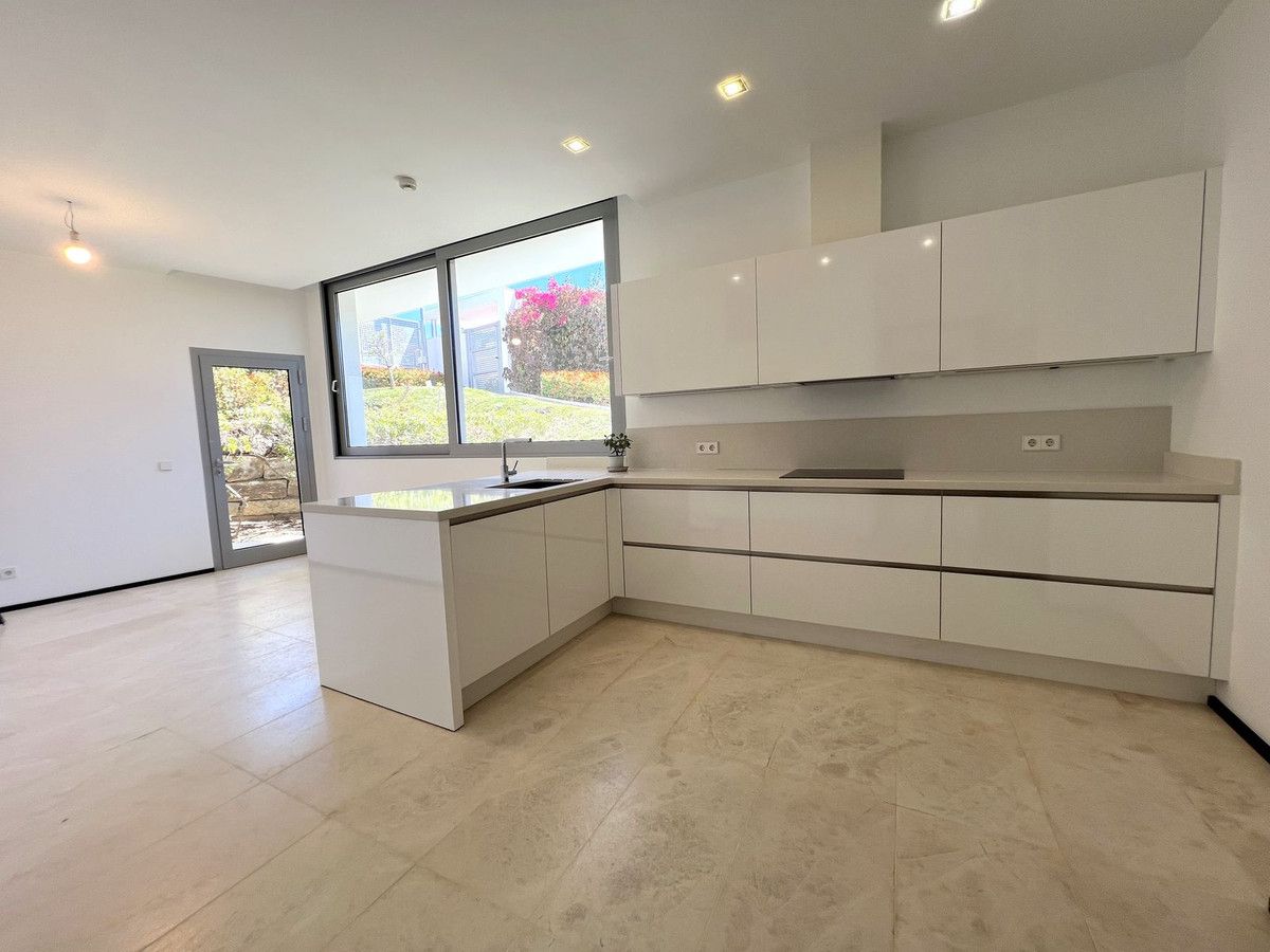 Townhouse in Sierra Blanca, Sierra Blanca, 4/12