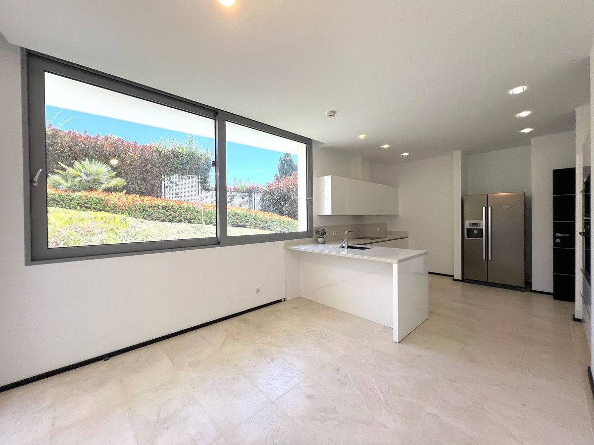 Townhouse in Sierra Blanca, Sierra Blanca, 5/12