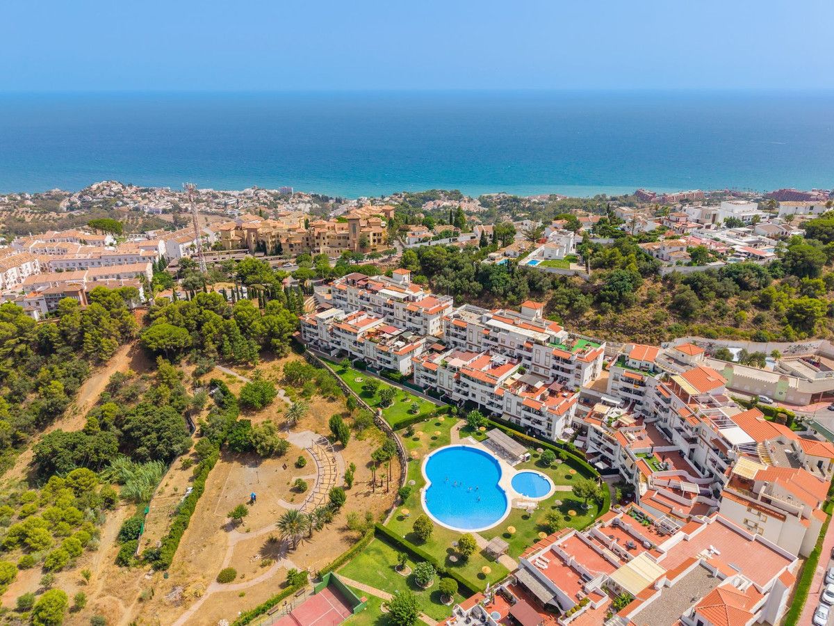 Appartement en étage intermédiaire à Benalmadena, Benalmadena, 11/12