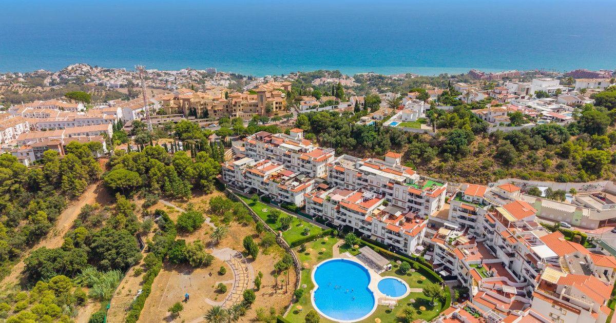 Appartement en étage intermédiaire à Benalmadena, Benalmadena, 11/12