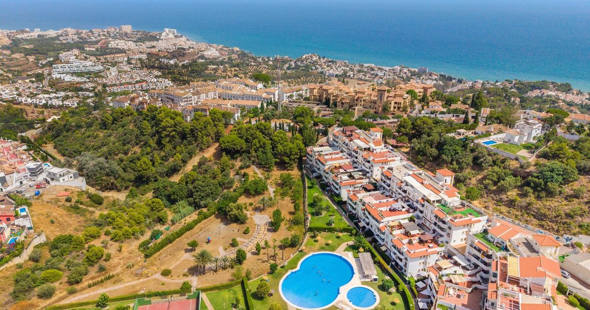 Appartement en étage intermédiaire à Benalmadena, Benalmadena, 12/12