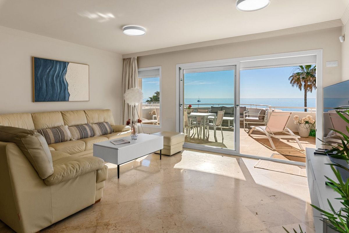 Apartamento en Planta Baja en Estepona, Estepona, 6/12