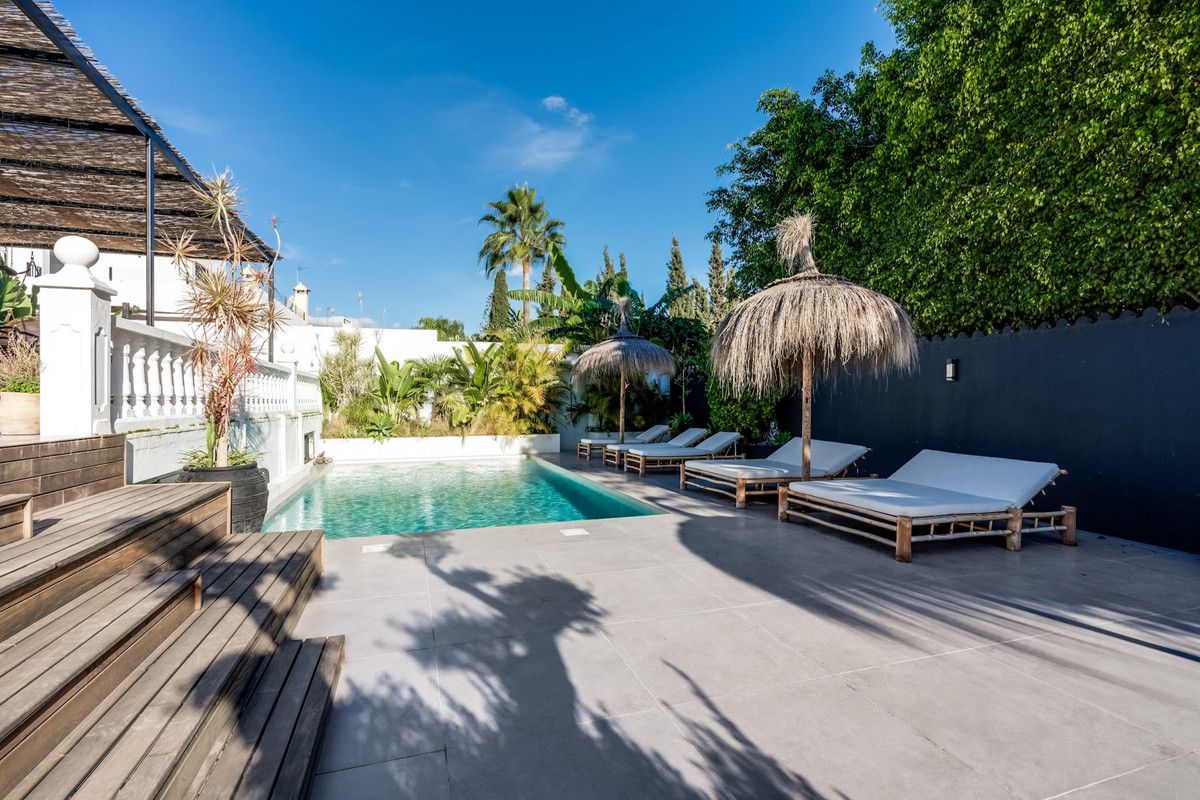 Freistehende Villa in Nueva Andalucía, Nueva Andalucía, 3/12