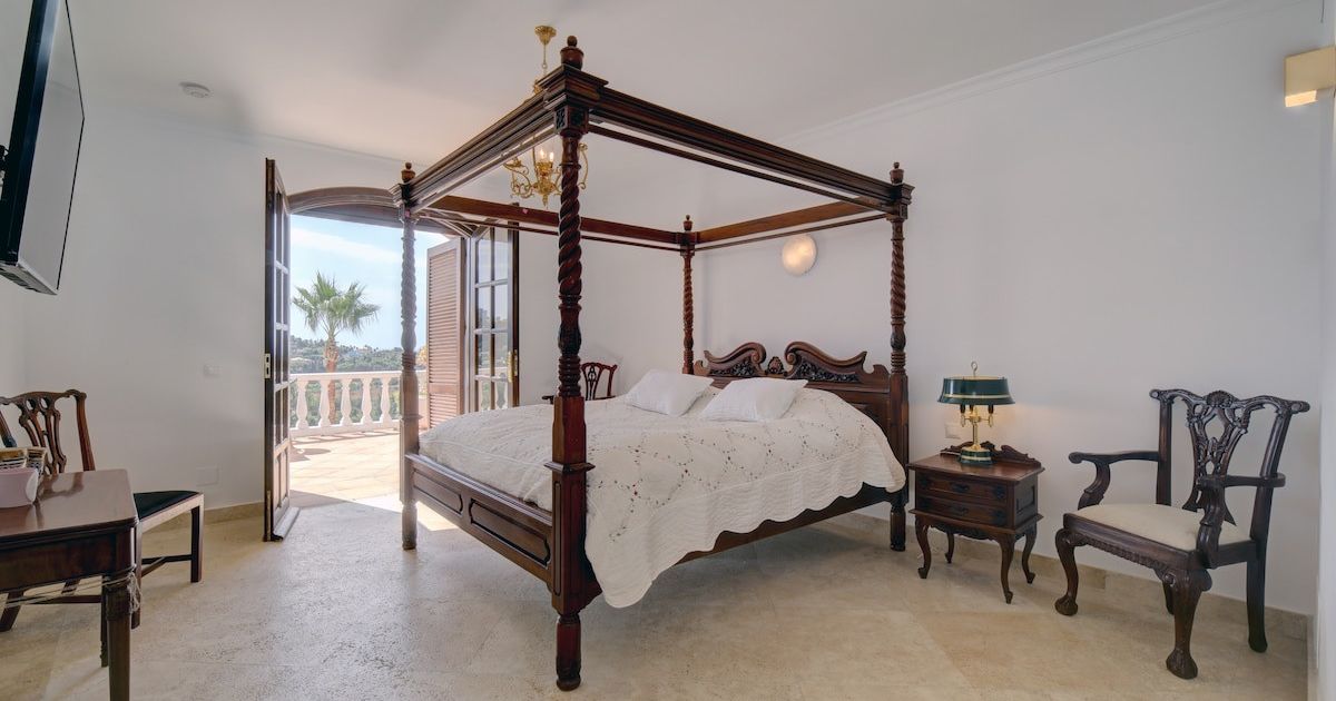 House in Benahavis, Paraiso Alto, Benahavis, 9/12