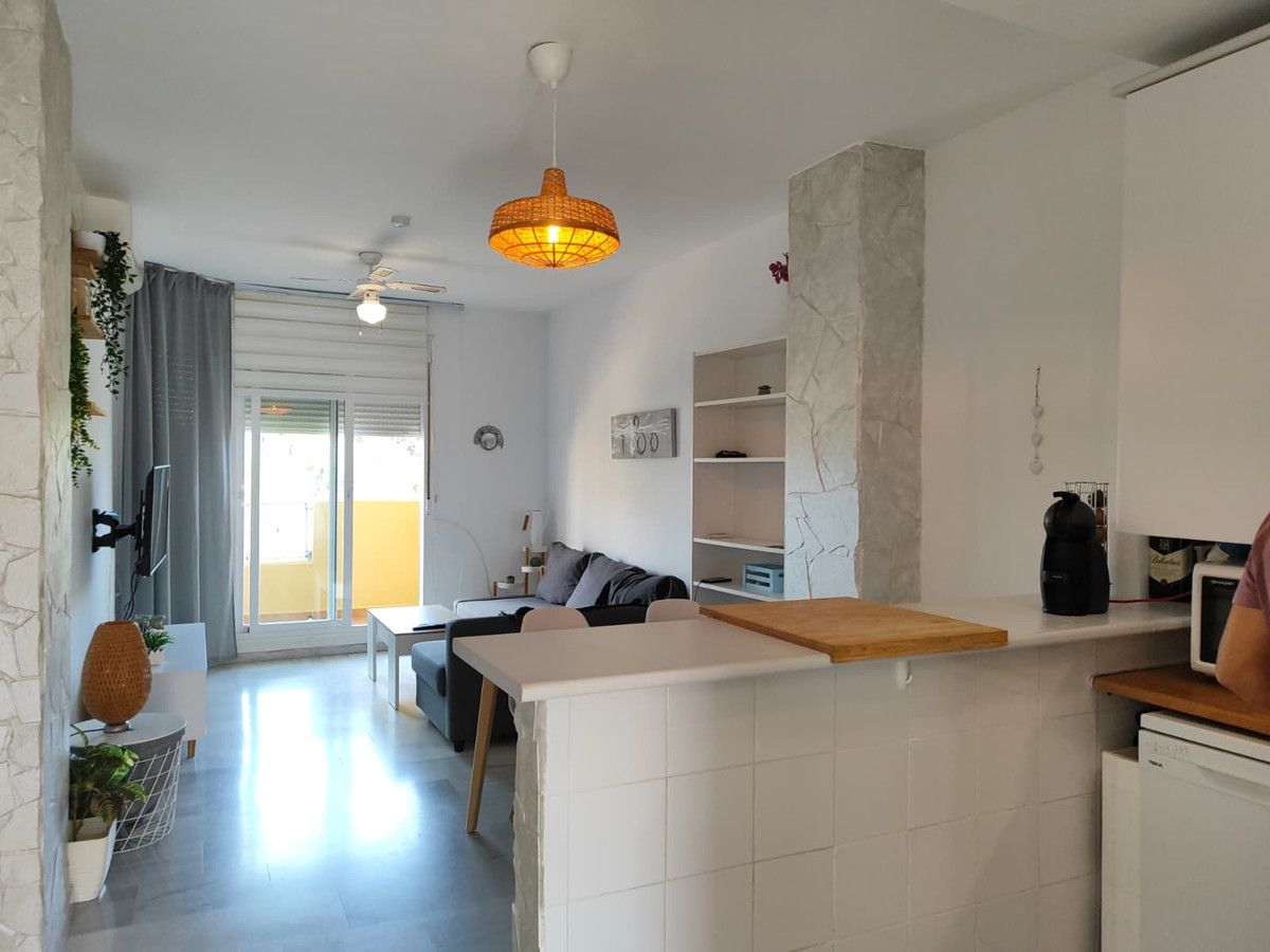 Apartamento en Planta Media en Fuengirola, Fuengirola, 5/12