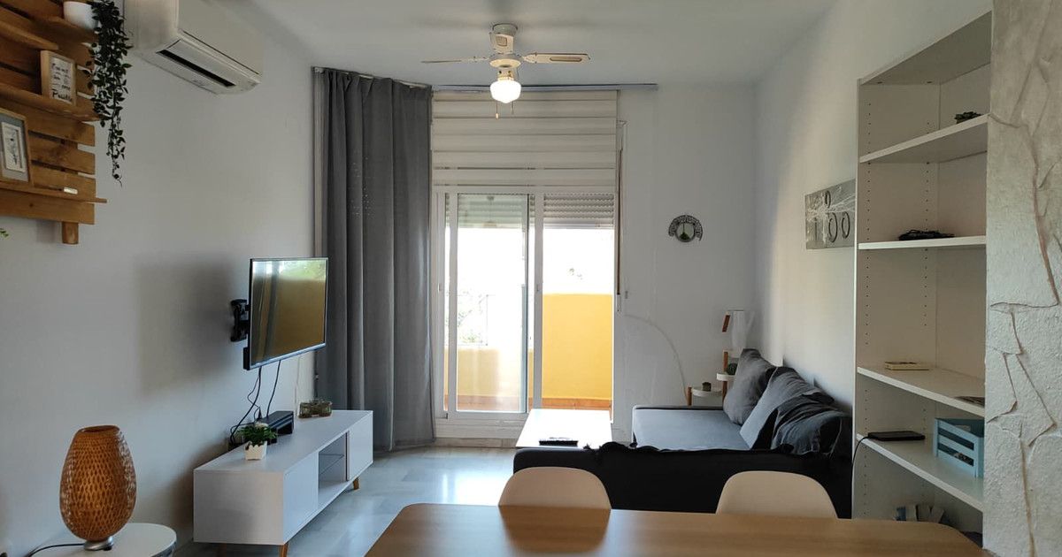 Apartamento en Planta Media en Fuengirola, Fuengirola, 6/12