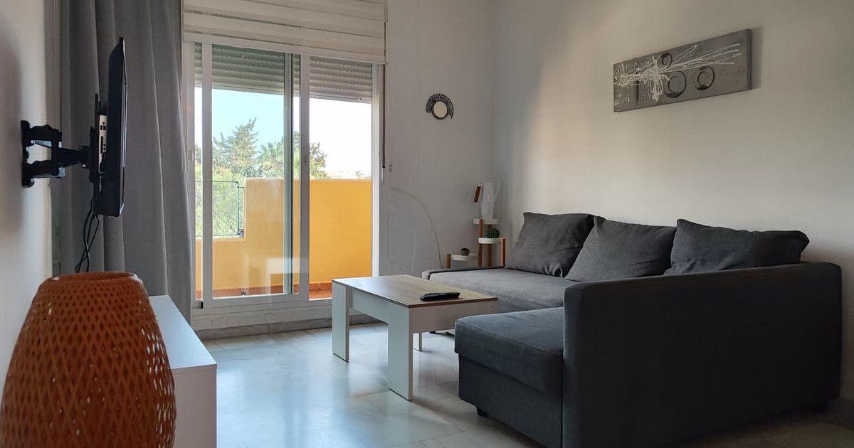 Apartamento en Planta Media en Fuengirola, Fuengirola, 8/12