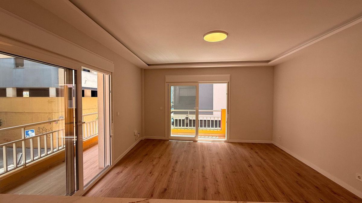 Квартира на среднем этаже в Fuengirola, Fuengirola, 2/12