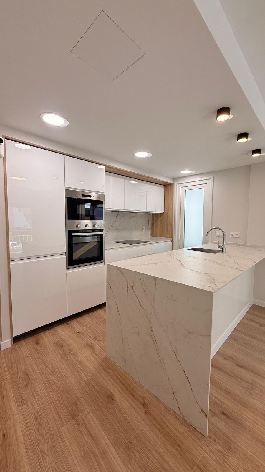 Квартира на среднем этаже в Fuengirola, Fuengirola, 6/12