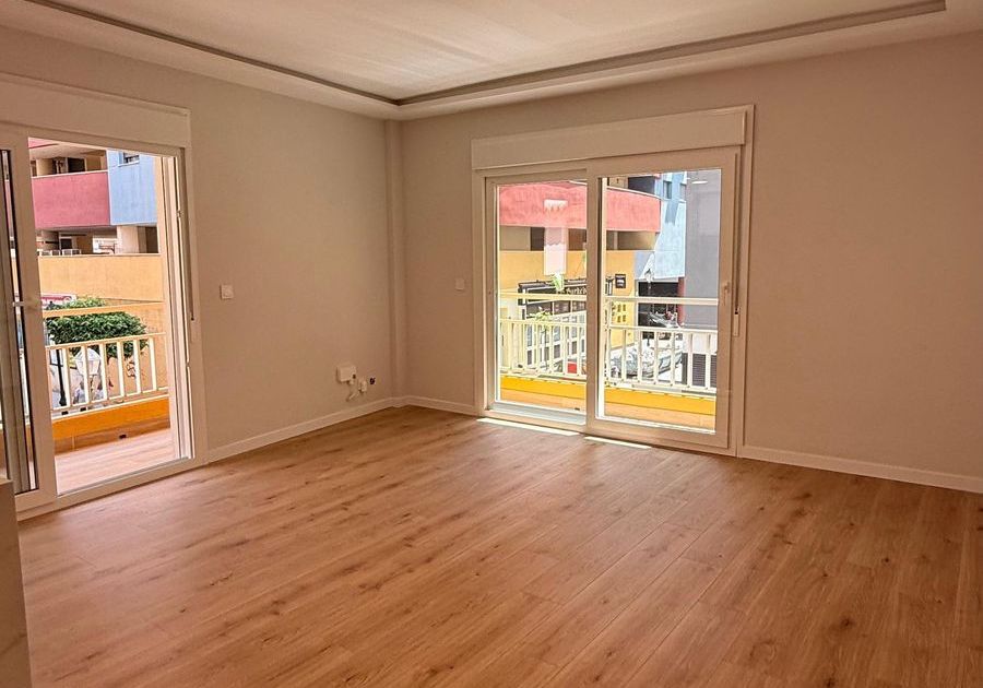 Квартира на среднем этаже в Fuengirola, Fuengirola, 7/12