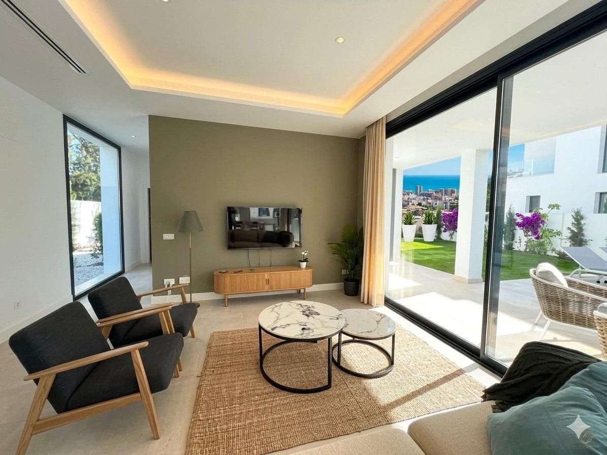Villa individuelle à Estepona, Estepona, 7/12