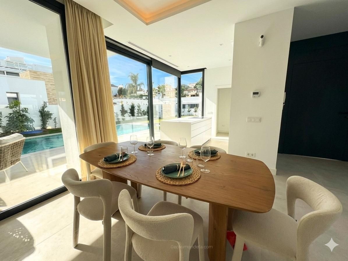Villa individuelle à Estepona, Estepona, 8/12