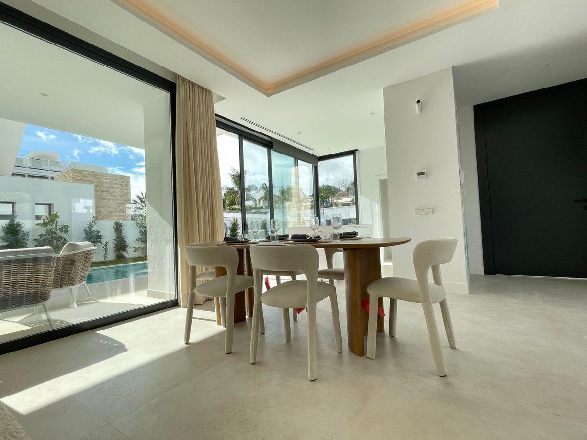 Villa individuelle à Estepona, Estepona, 9/12