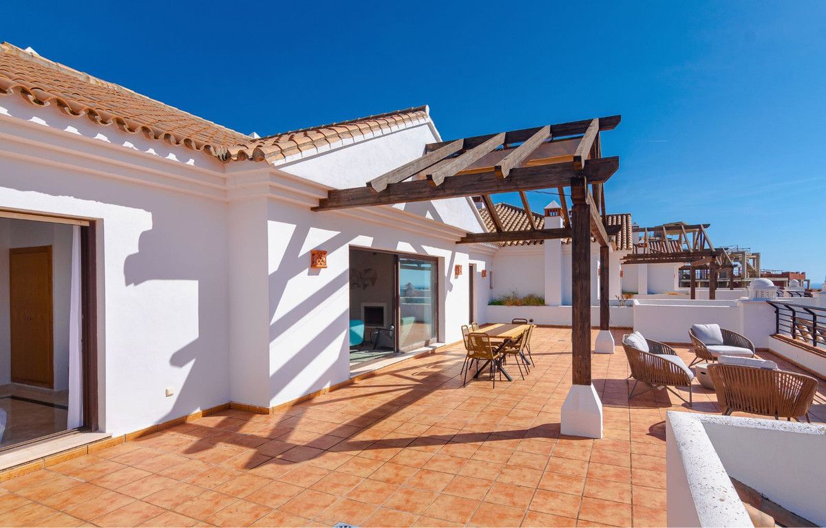Penthouse in Casares Playa, Casares Playa, 2/12
