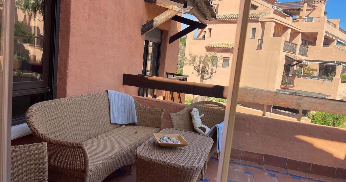 Ground Floor Apartment in Estepona, Estepona, 4/12