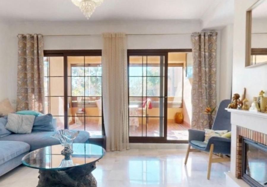 Ground Floor Apartment in Estepona, Estepona, 8/12