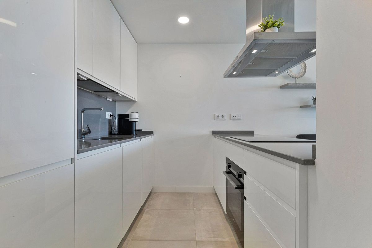 Apartamento en Planta Media en Fuengirola, Fuengirola, 4/12