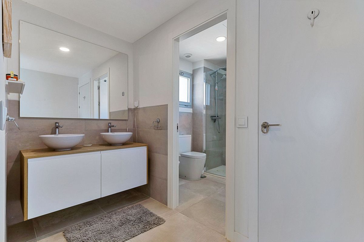 Apartamento en Planta Media en Fuengirola, Fuengirola, 10/12