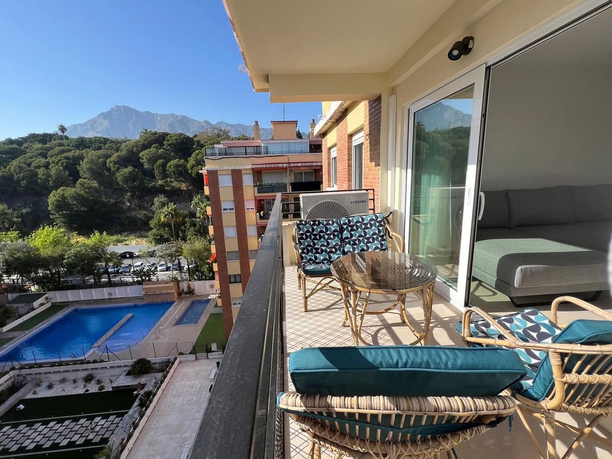 Appartement en étage moyen à Marbella, Marbella, 1/12