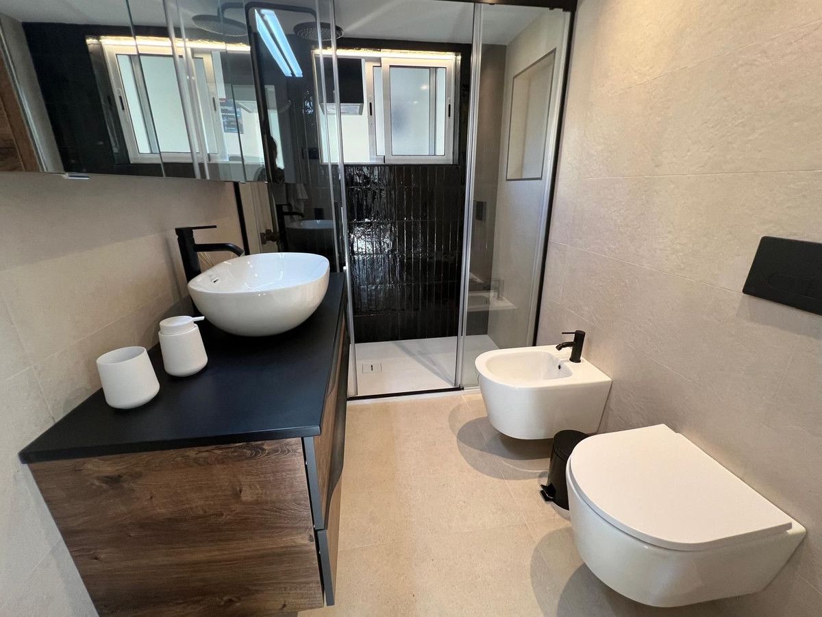 Appartement en étage moyen à Marbella, Marbella, 12/12