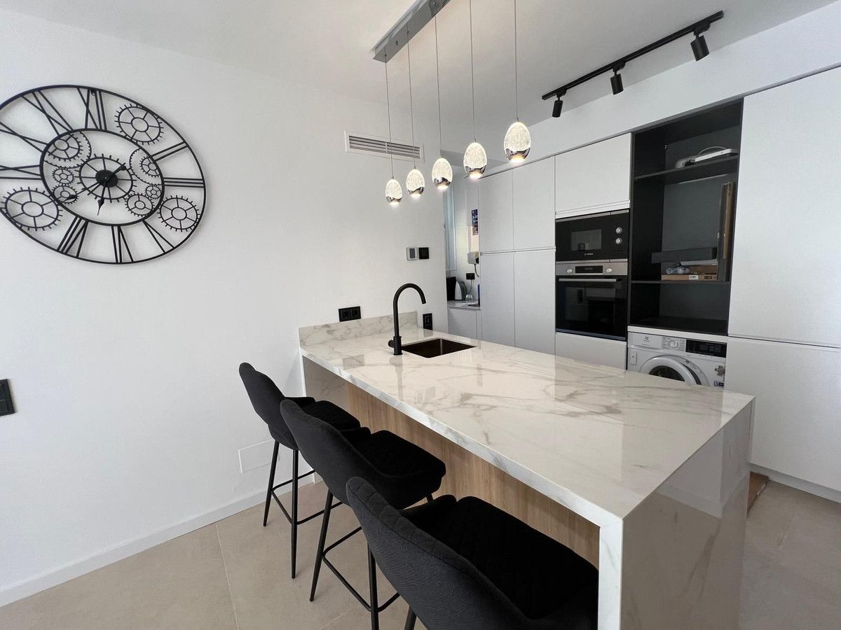 Appartement en étage moyen à Marbella, Marbella, 5/12