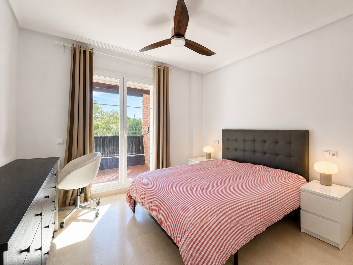 Apartment in Benahavis, Los Arqueros, Benahavis, 6/12