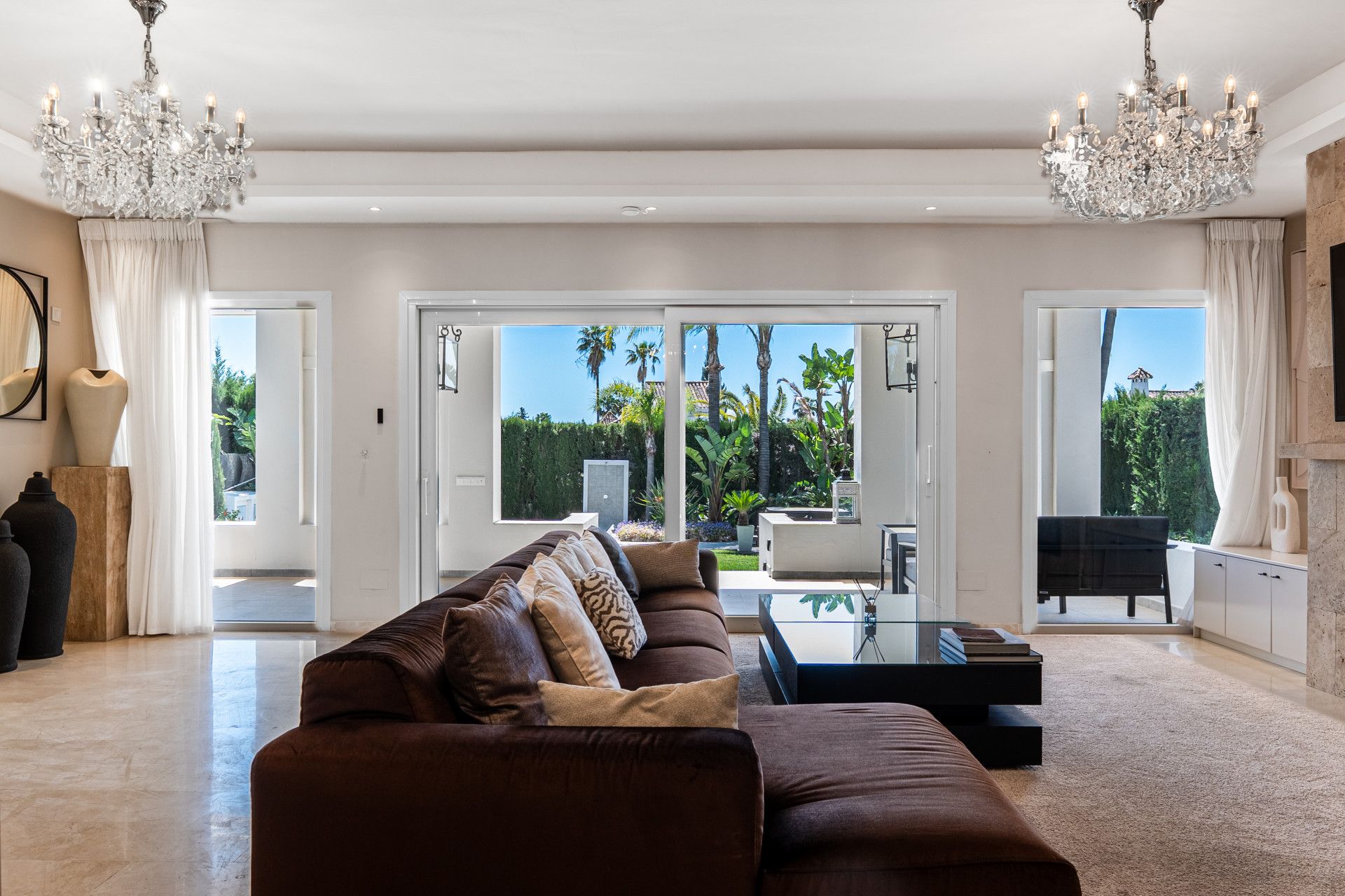 Villa in Nueva Andalucia, Nueva Andalucia, 3/12