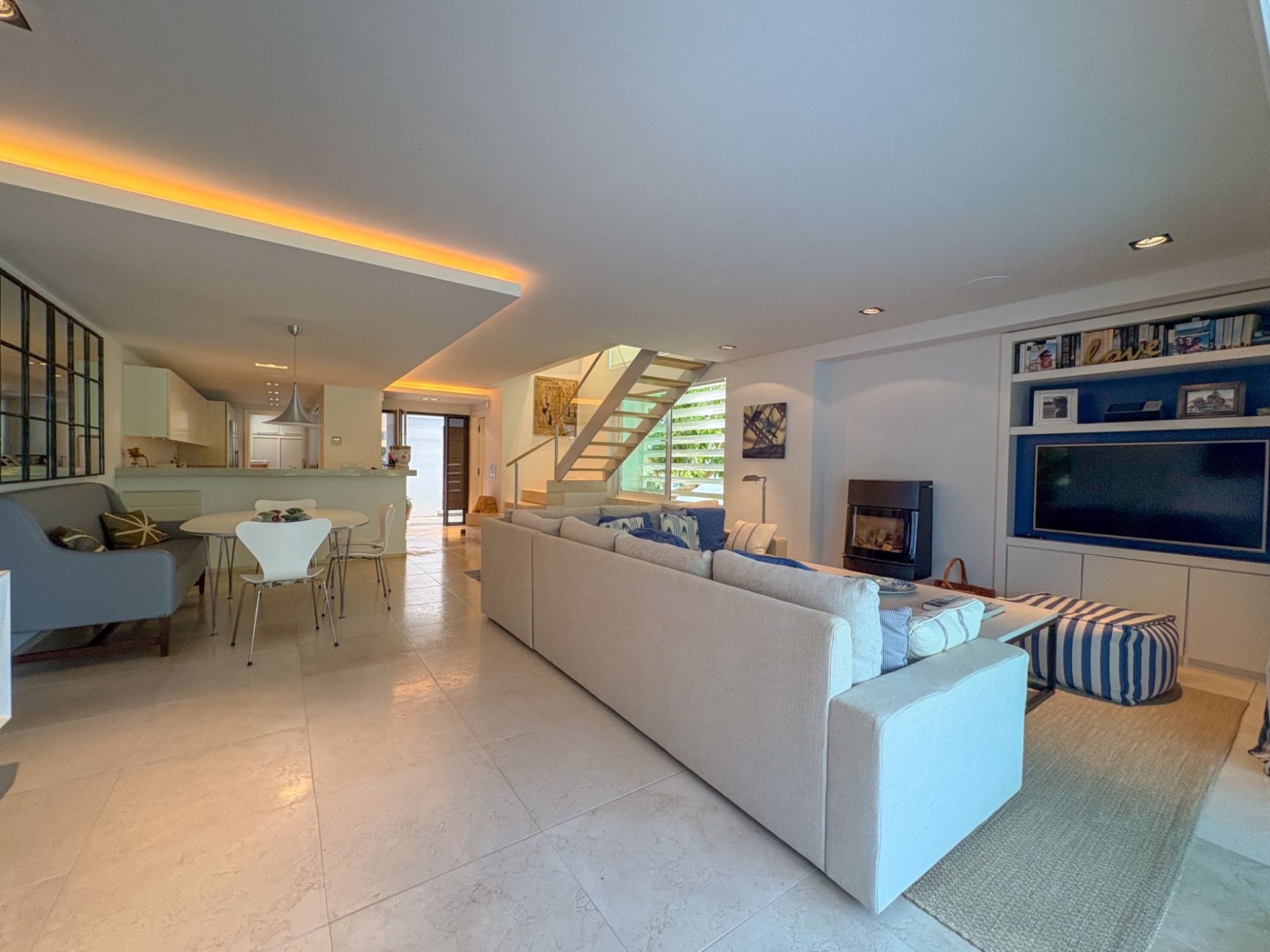 Town House in Nueva Andalucia, Peñablanca, Nueva Andalucia, 11/12