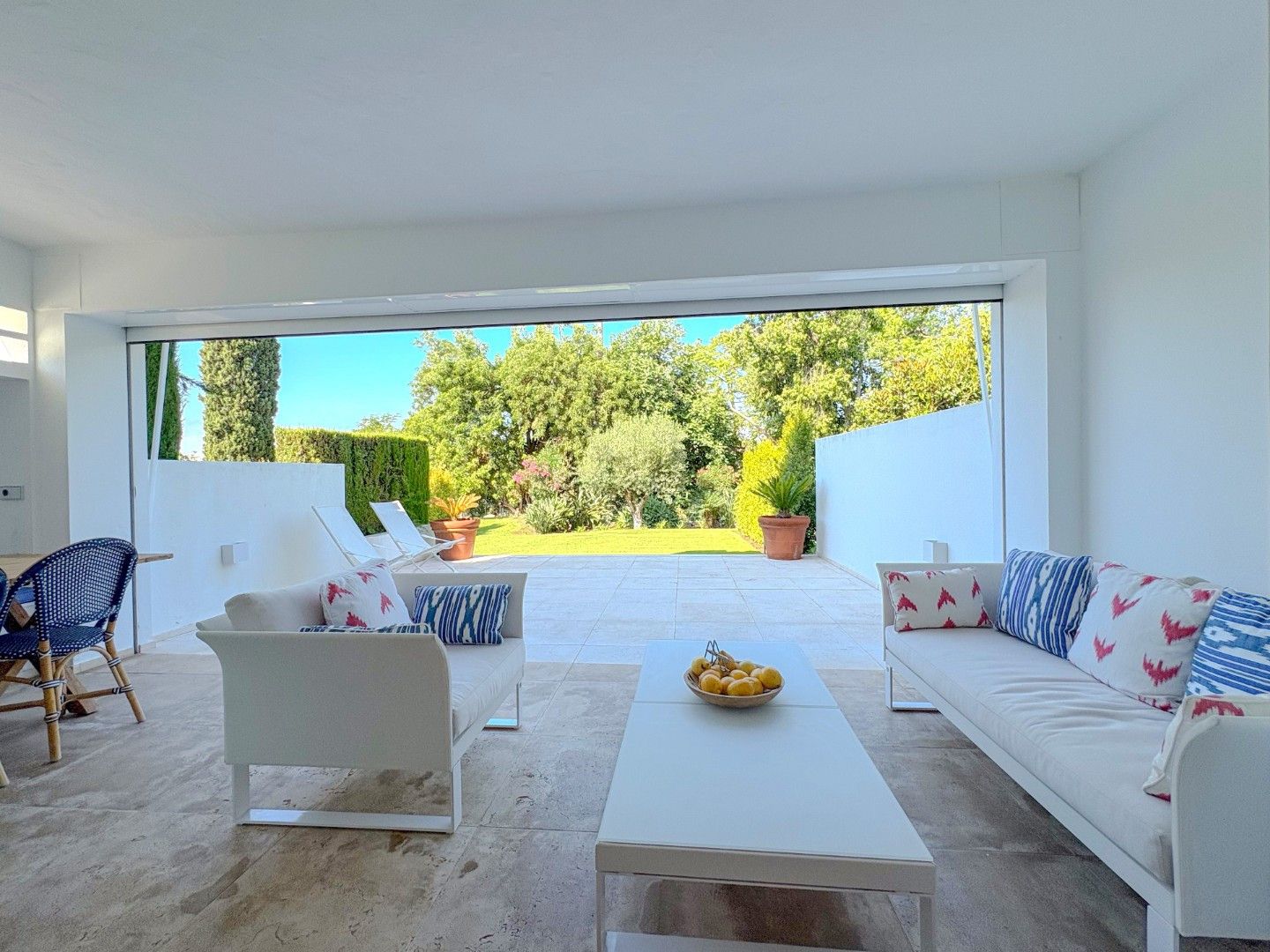 Town House in Nueva Andalucia, Peñablanca, Nueva Andalucia, 9/12