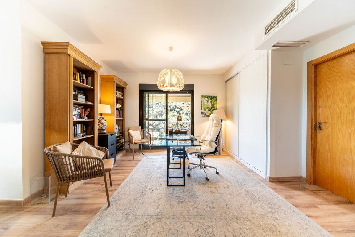 Penthouse in La Cala Hills, La Cala Hills, 4/12