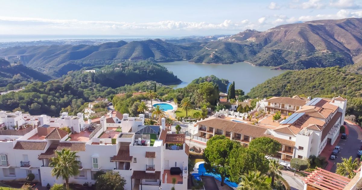 Penthouse in Istán, Istán, 12/12