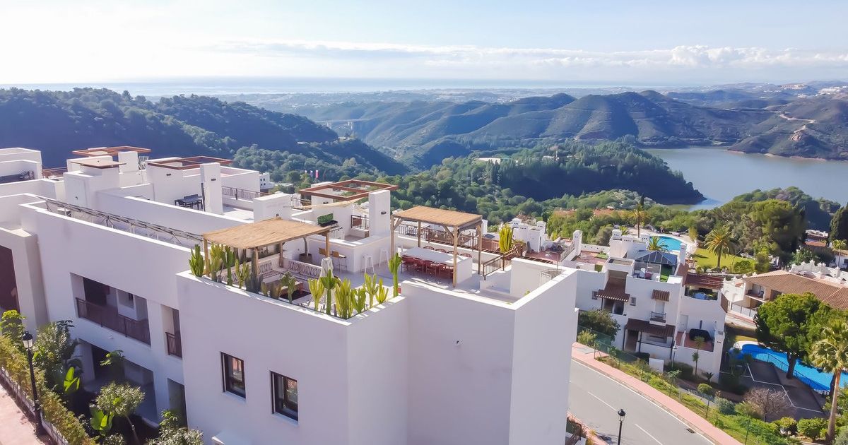 Penthouse in Istán, Istán, 8/12