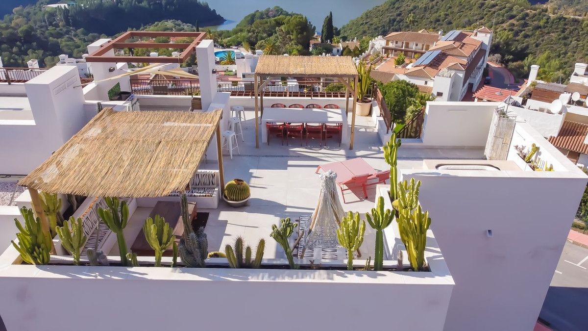 Penthouse in Istán, Istán, 10/12