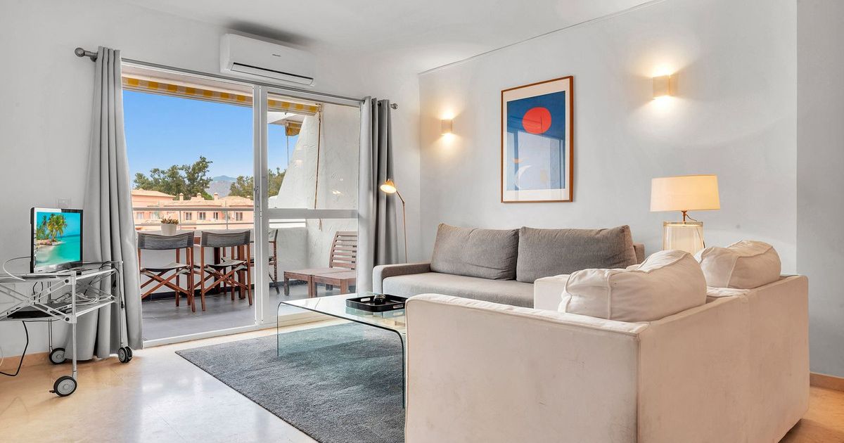 Top Floor Apartment in Marbesa, Marbesa, 7/12