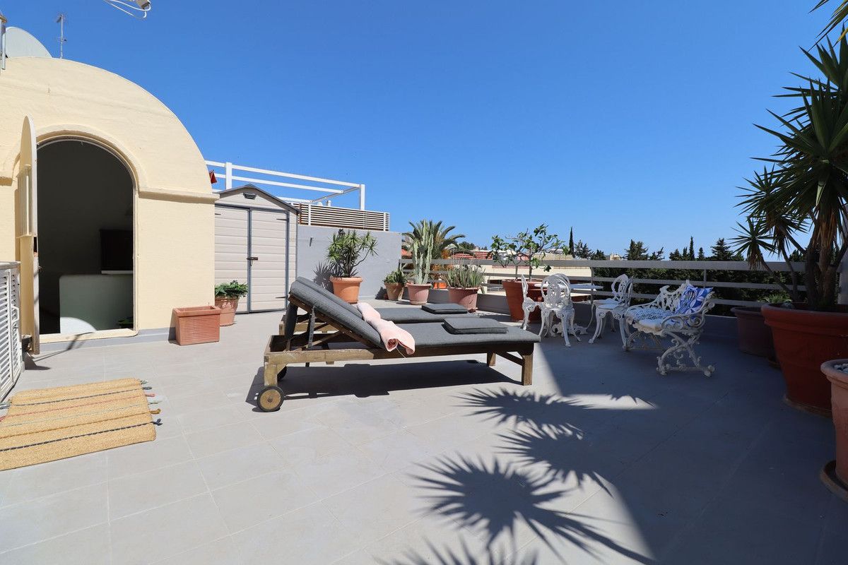 Дуплекс-пентхаус в Marbella, Marbella, 5/12