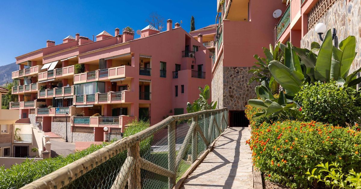 Top Floor Apartment in Fuengirola, Fuengirola, 8/12