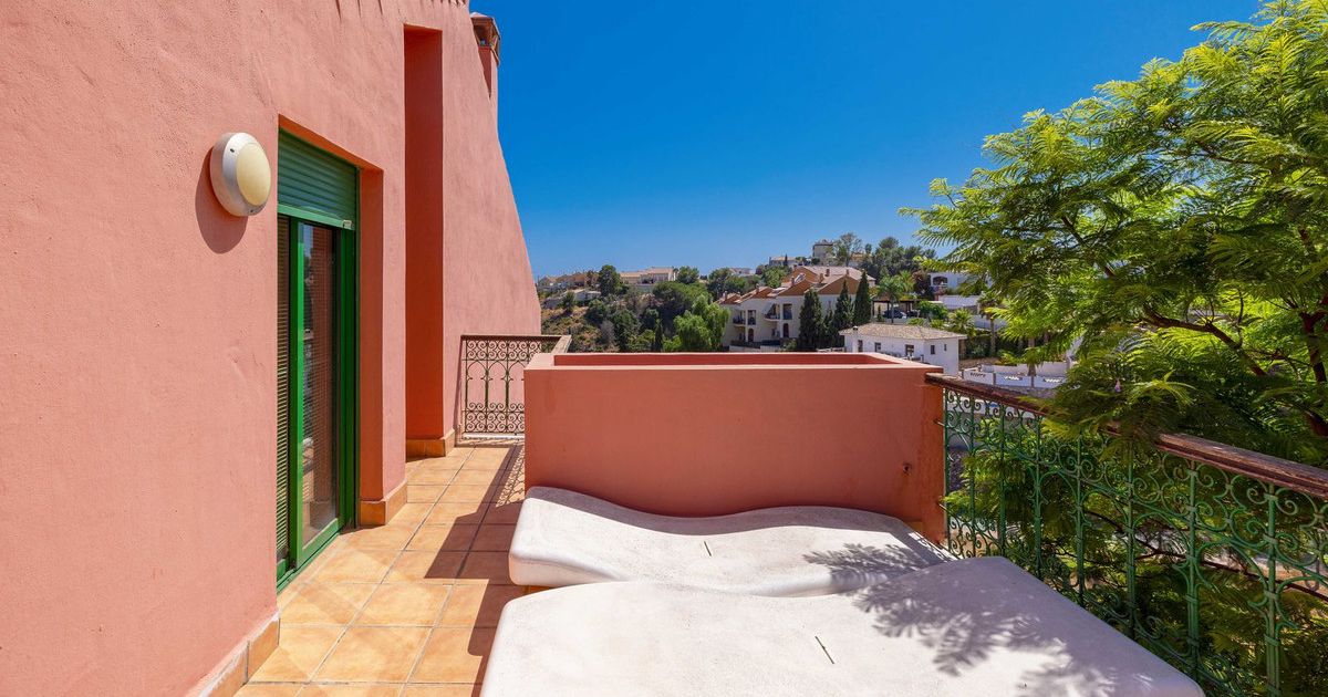 Top Floor Apartment in Fuengirola, Fuengirola, 9/12