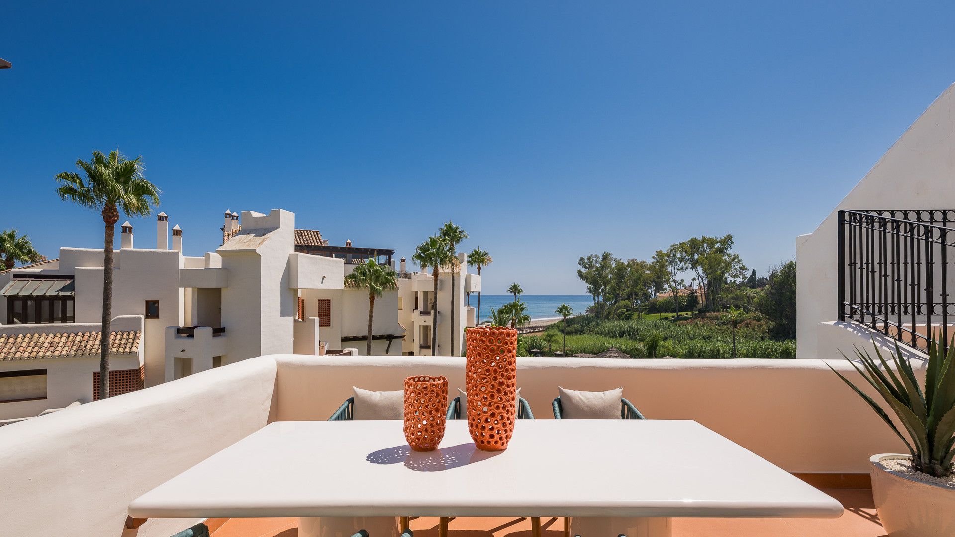 Penthouse in Estepona, Bahía del Velerín, Estepona, 4/12