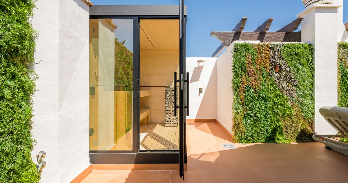 Penthouse in Estepona, Bahía del Velerín, Estepona, 8/12