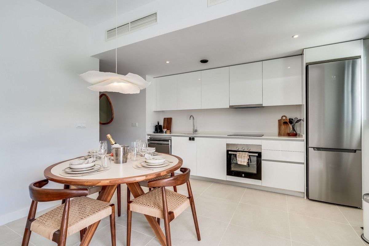 Apartamento en planta baja en Estepona, Estepona, 2/12