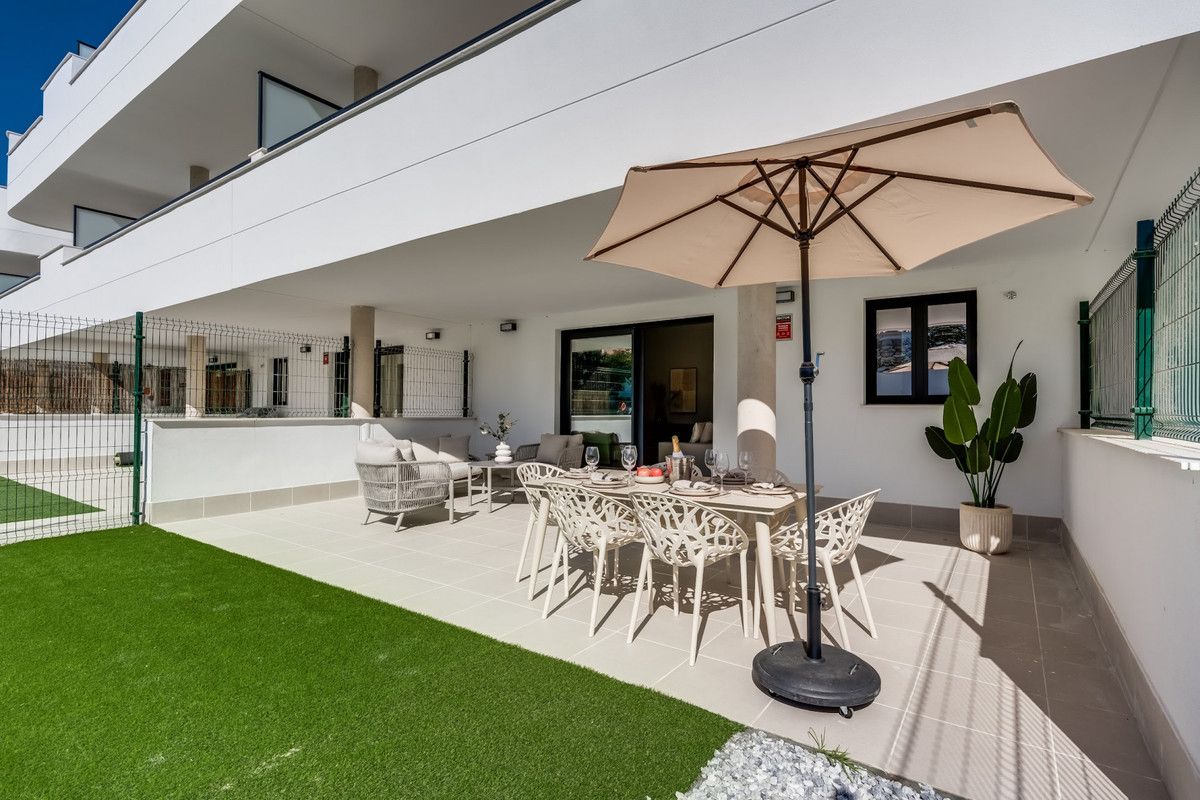 Apartamento en planta baja en Estepona, Estepona, 4/12