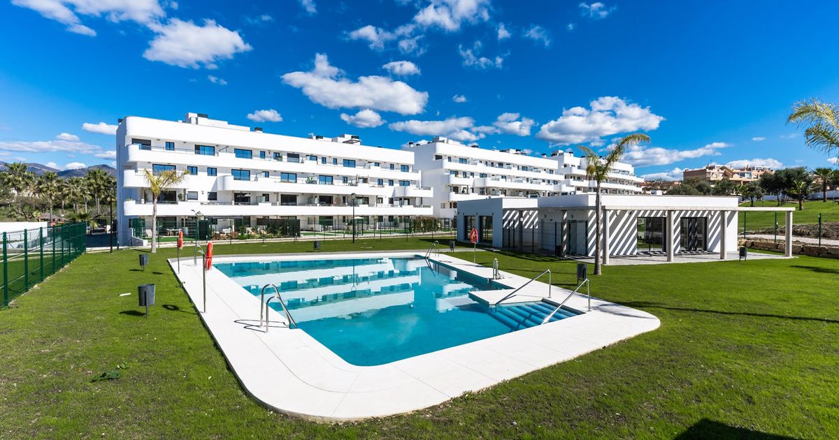 Apartamento en planta baja en Estepona, Estepona, 5/12