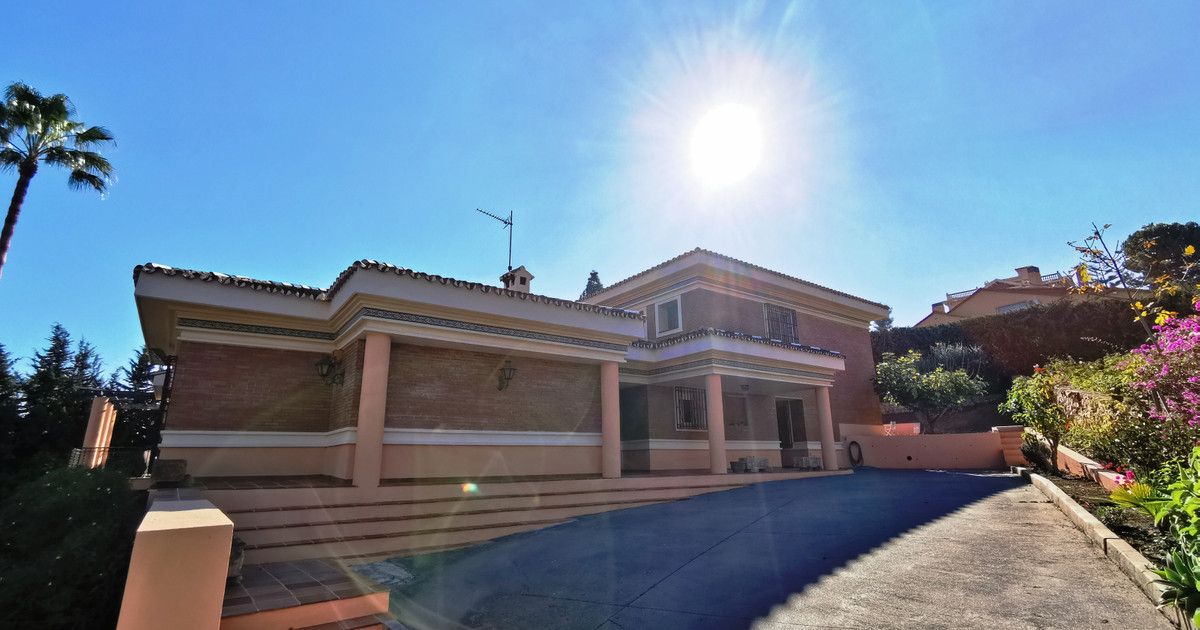 Vrijstaande Villa in Torremolinos, Torremolinos, 3/12