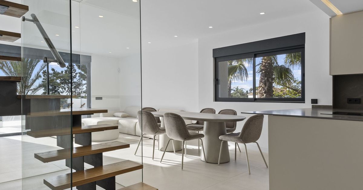 Penthouse Duplex w El Paraiso, El Paraiso, 1/12